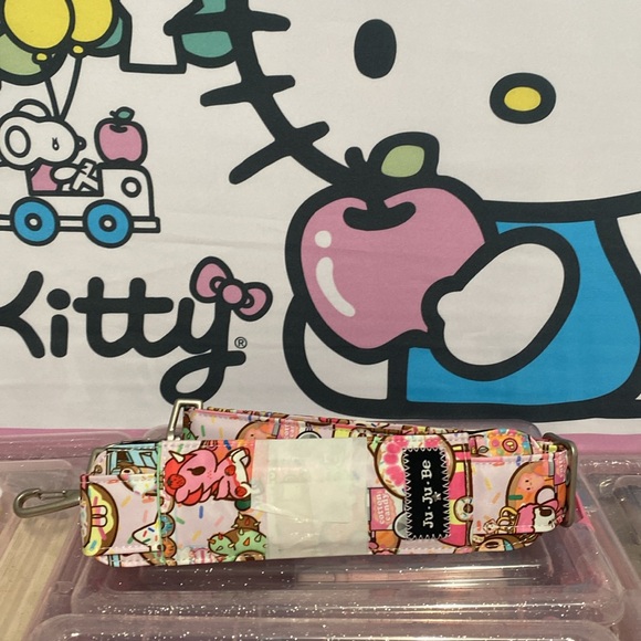 Excellent Jujube Donutella Sweet Shop BFF backpack diaper bag - Picture 9 of 10